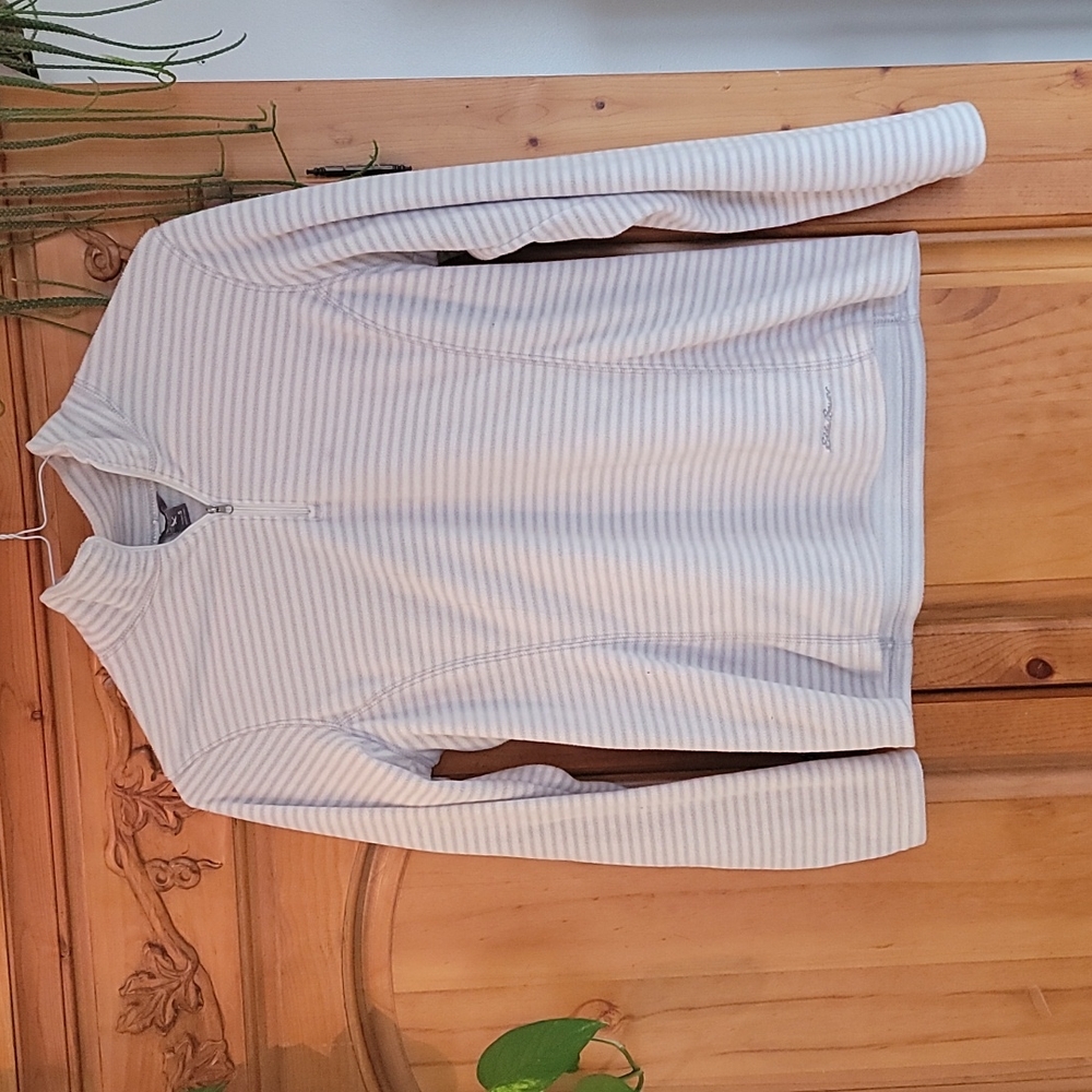 Eddie Bauer half zip fleece light Grey stripped s